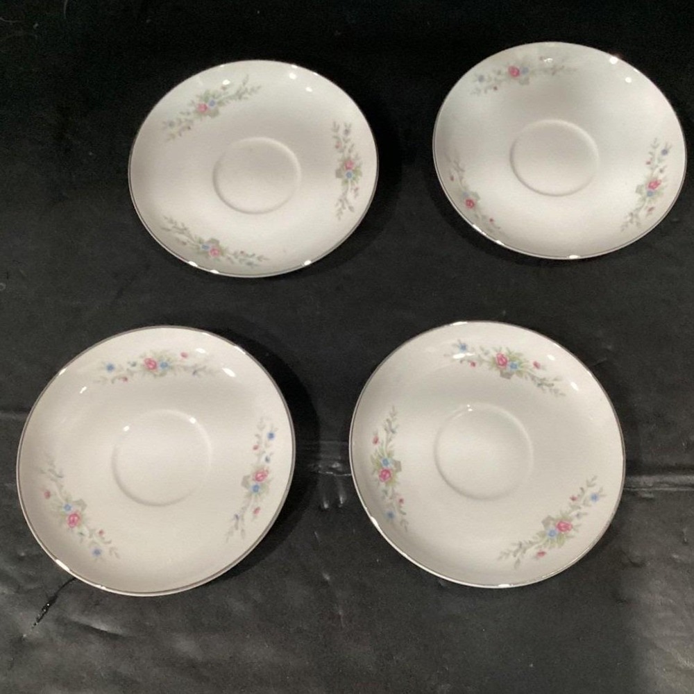 Florenteen Fine China Fantasia Saucers, Set of 4, Vintage Floral Porcelain Japan - Picture 5 of 10